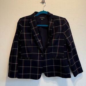 Women’s Ann Taylor Petite Plaid  Blazer with Button Detail 6P